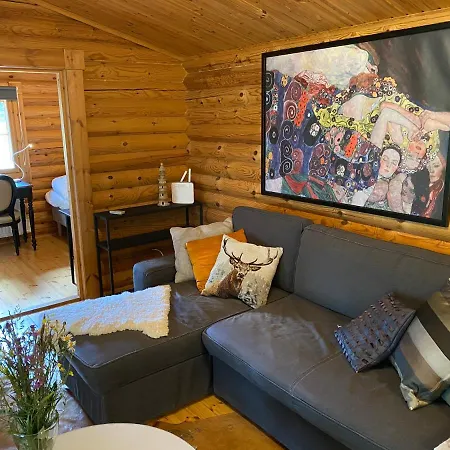Сasa de vacaciones Stylish & Cosy By Lake In Lemland, Aland