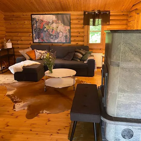 Stylish & Cosy By Lake In Lemland, Aland