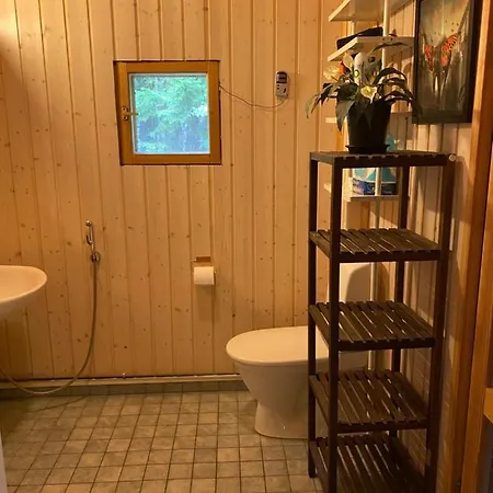 Сasa de vacaciones Stylish & Cosy By Lake In Lemland, Aland Norrby (Lemland)